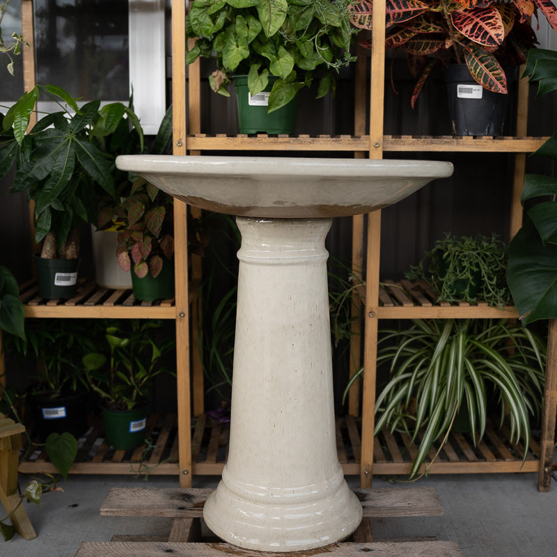 Pottery Birdbath with Top White